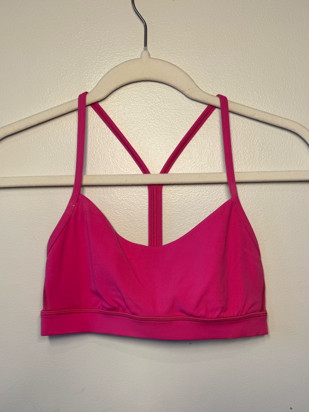 Lululemon Flow Y Bra Nulu *Light
Support, A-C Cups
Lip Gloss